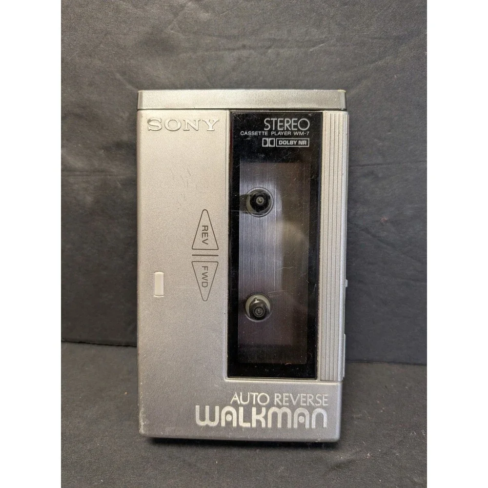 Sony Walkman WM-7 Auto Reverse Portable Stereo Cassette Player Silver **UNTESTED